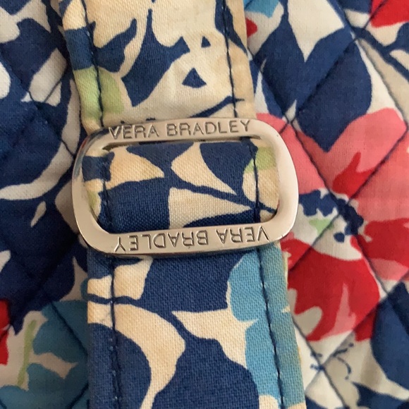 Vera Bradley Crossbody - Picture 6 of 10